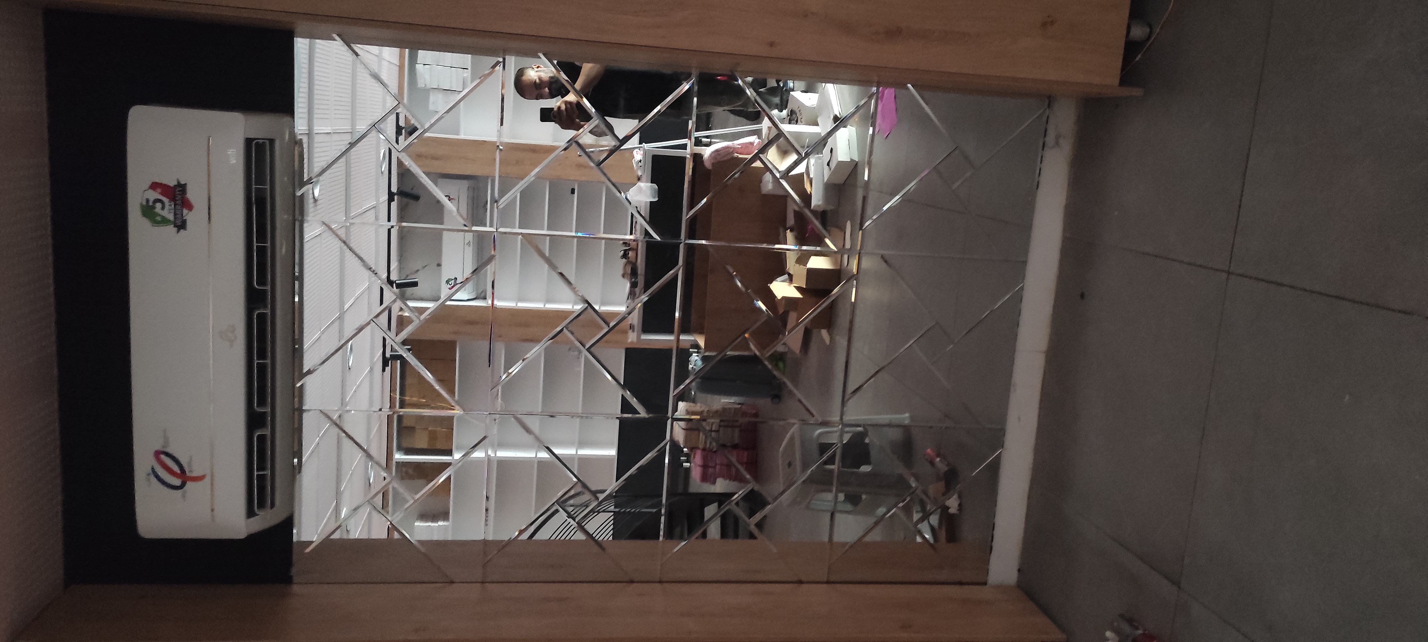 آینه دکوراتیو